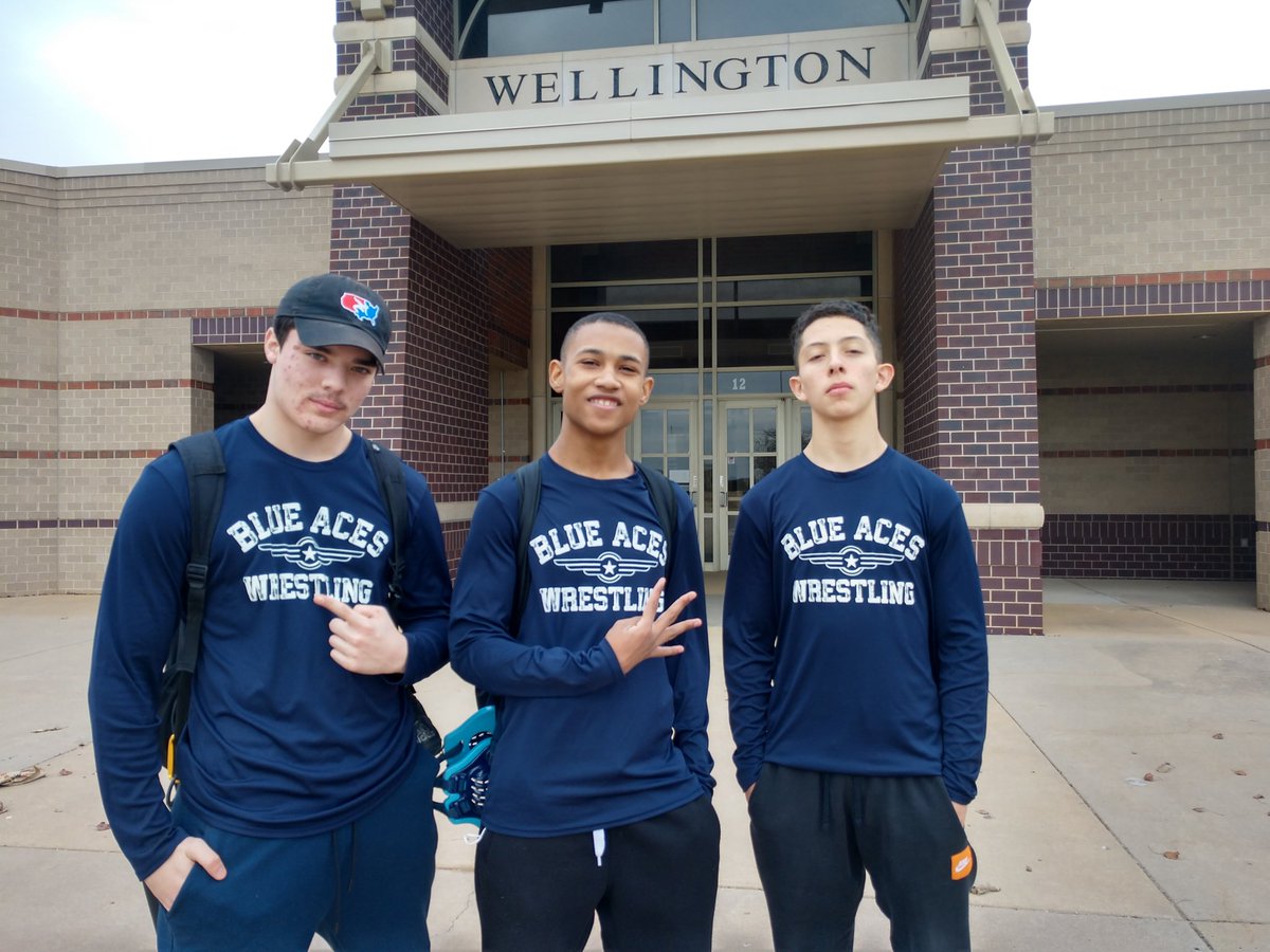 BlueAcesWrestle's tweet photo. Wellington JV Invitational Results

120 - DJ Staley 4th
126 - Isaac Perez 3rd
182 - Dakota Everett 1st

#BlueAcesWrestling
#RespectAllFearNone
#WeFlyTogether https://t.co/1W9L8mI8cA