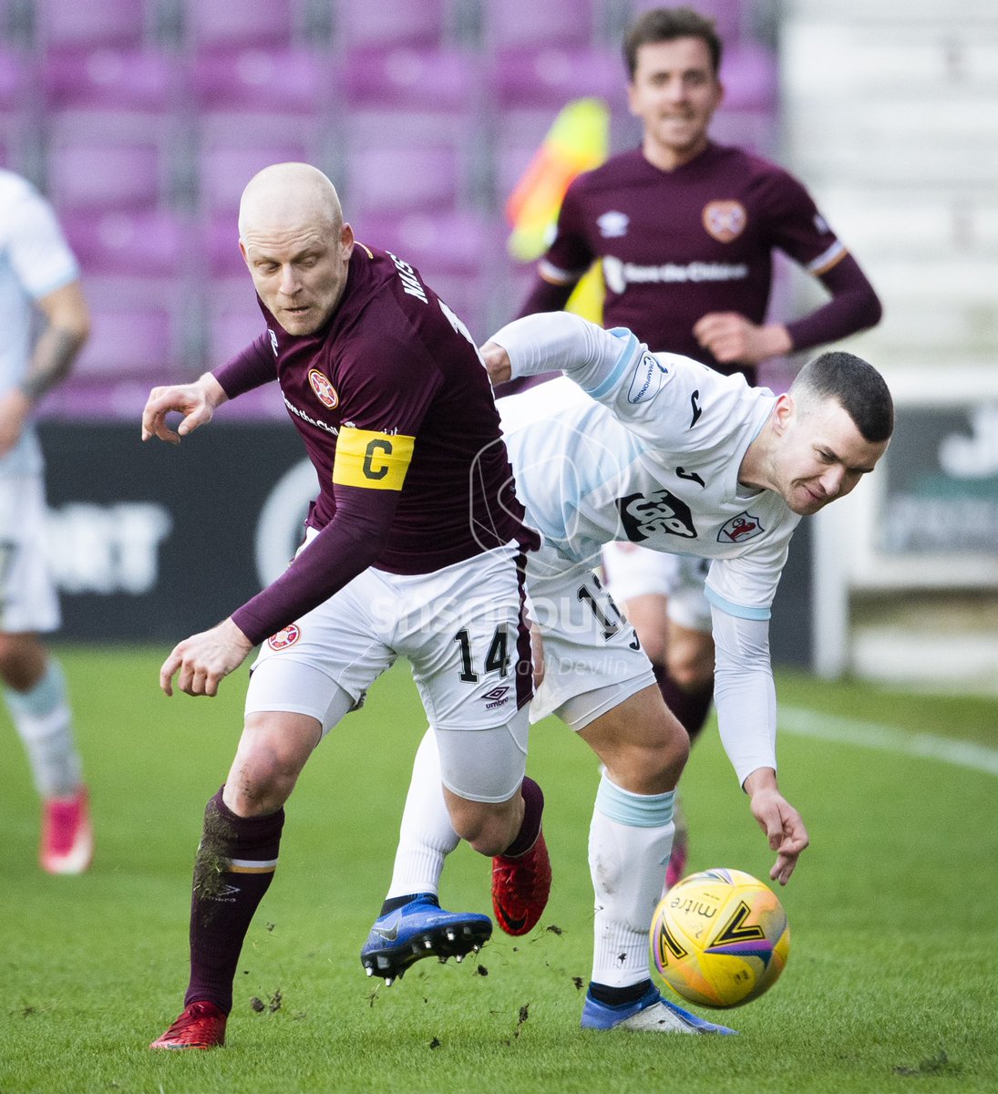 PD__Images's tweet photo. Raith Rovers defeated Scottish Championship leaders Hearts at Tynecastle to move back into the play off places with 2 games in hand 📸⚽️ https://t.co/8G4CbyMlXe