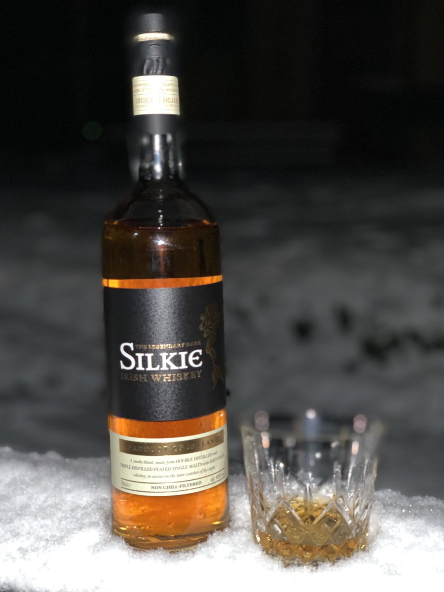 edelspirit's tweet photo. Some nights are for snowing silk, I meant sewing .... ?
Happy man - happy life 😂🏡👏
Best Whiskey 👏

Please promote #realDonegal produce on your site!!! @SilkieWhiskey @JamesSliabhLiag Happy to talk! 
#buydonegal 
#DonegalSilkie #Selkies @edelspirit @StudioDonegal @DCCIreland https://t.co/IZKtpfxFnt