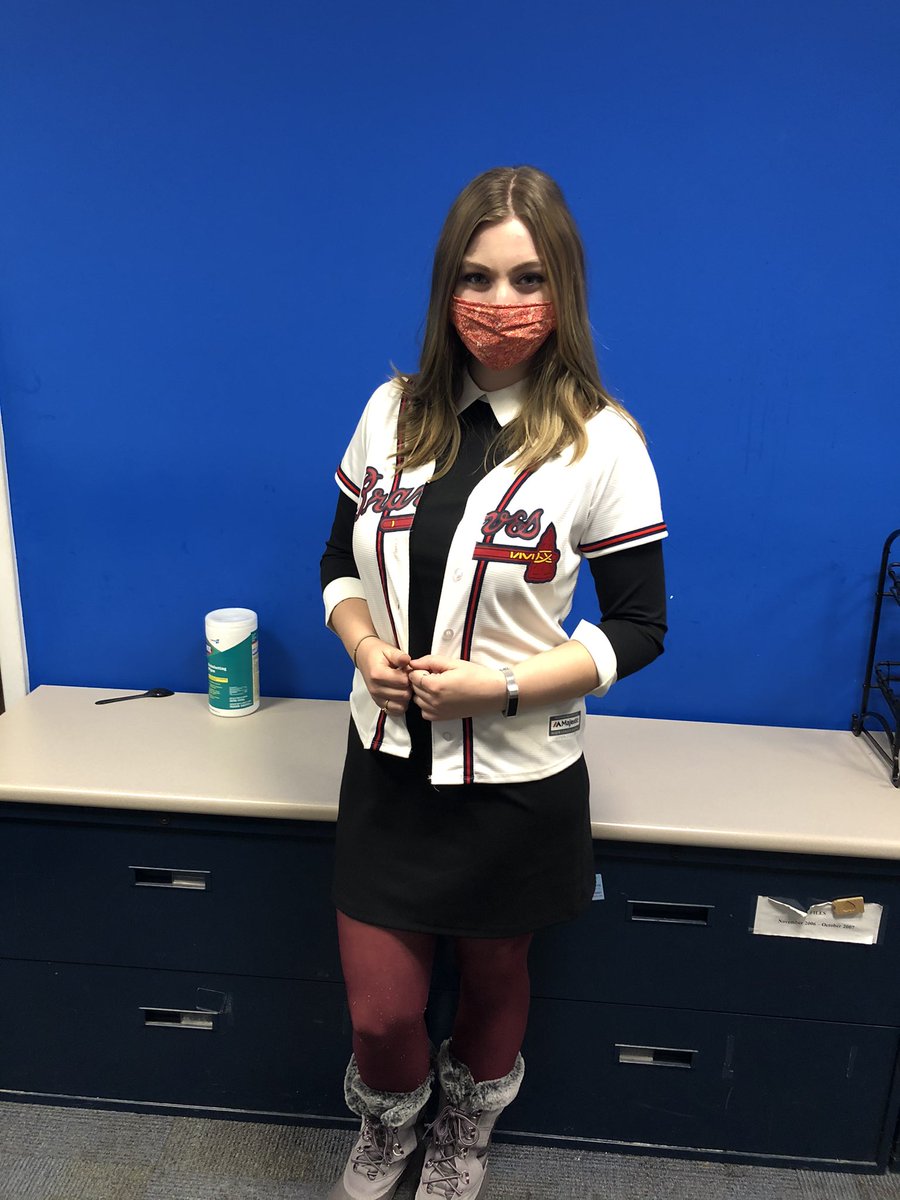 In honor of Hank Aaron, I decided to add one of my Braves jerseys to my ensemble today! Repping my team and an inspiration to all! #ForeverABravesFan #HankAaron #Braves <a href="/Braves/">Atlanta Braves</a>