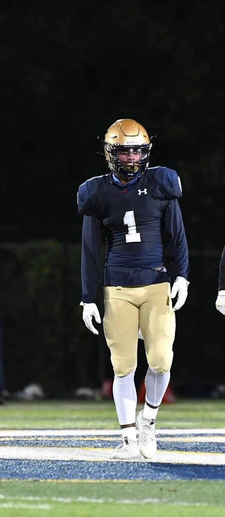 carson_elias's tweet photo. After a great talk with the coaches I am excited to announce I will further be continuing my athletic and academic career at Butler CC!!!🐻💜 @BUCO_TINSKI @ChaosTempo @CoachBVignery @ButlerGrizzlyFB https://t.co/0rgngrSLKN