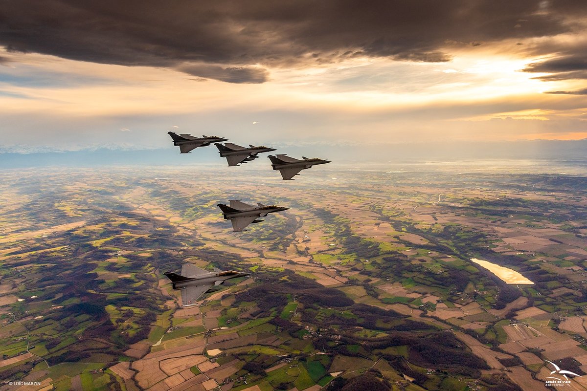 EscadronsChasse's tweet photo. #Rafale #30EC https://t.co/f7YBI7qVdP