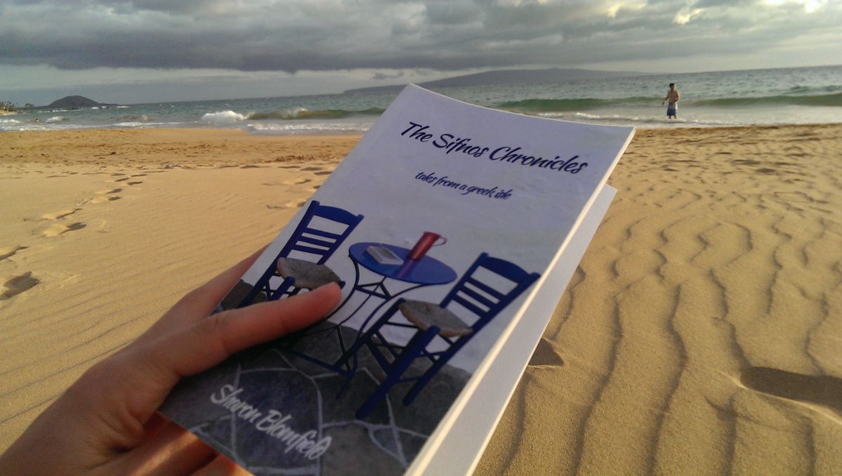 When Canadian #Travel writer <a href="/SharonBlomfield/">Sharon Blomfield</a> went to #Greece for the first time, to the island of Sifnos, in 2006, she had no idea she would end up writing a book, *The Sifnos Chronicles*; she recounts how the island beguiled her on <a href="/book_problem/">Julie @ ALittleBookProblem 📚</a> buff.ly/3oaoc1P