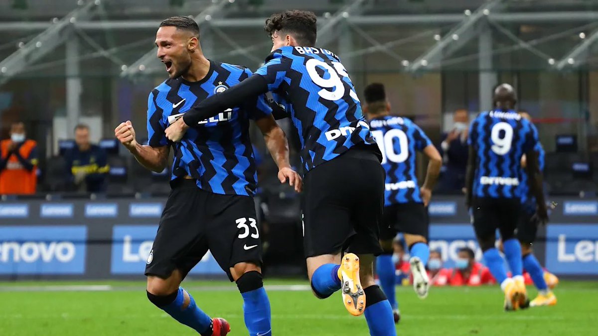 UPL_Sweden's tweet photo. A big derby win for the boys 💪🏻🔵⚫️

@MilanSAPC 🔴⚫️ 0-5 Inter 🔵⚫️

⚽️ Goals: @PcHungbo44 x3 , @PC_KSema , @NiftyNordfeldt 
🅰️ Assists: @PC_KSema x2 , @PcHungbo44 x2 , @kolupajew 

GG 🤝 https://t.co/FFSWE4BXll