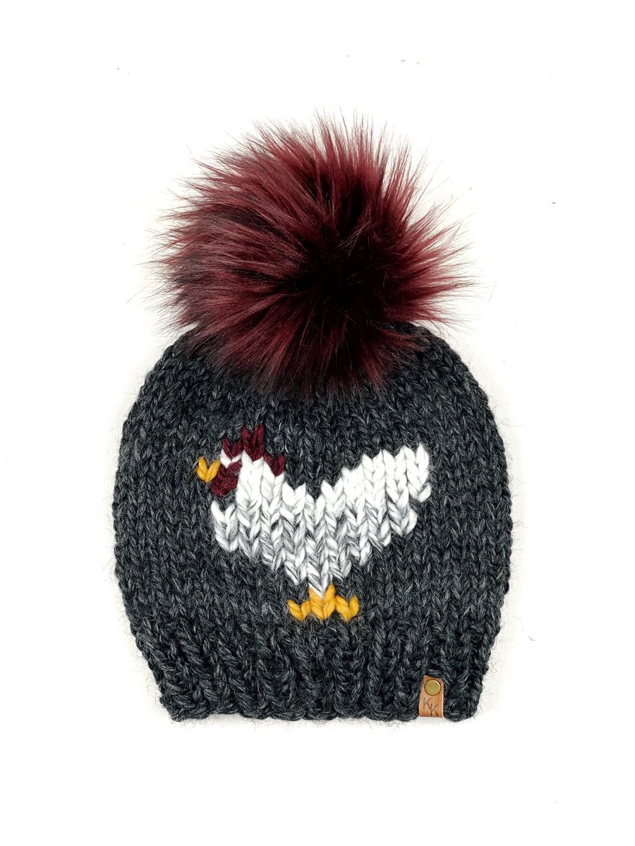 kitchenklutter's tweet photo. Custom color combos are my favorite! #chickenhat #chickens #chickenlittle #farmstyle #knithat #lionbrandyarn https://t.co/CRH94bkdVt
