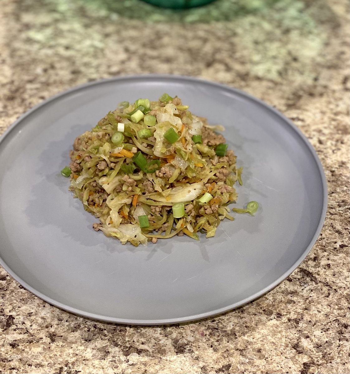 NextLevelGrit's tweet photo. Egg Roll in a Bowl! Easy, tasty, low carb dinner!! Prepped and ready to go! #DDPY #DDPYWorks #positivelyunstoppable #ownyourlife #DDPYWarrior #strongereveryday #nextlevelgrit #bethespark #warriorwomen #notdoneyet #DDPYMEALPREP #glutenfree #organic #timesaver #dairyfree https://t.co/n1BBrqGrz1