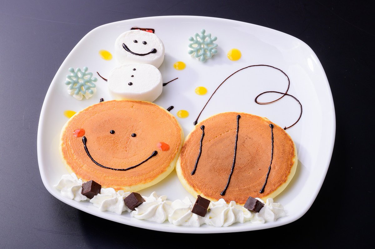 鈴鹿サーキット Suzuka Circuit 今日は ホットケーキの日 ホットケーキはまぁパンケーキ の兄弟みたいなものなので 生地に砂糖入ってないのがパンケーキ 2月末までご提供中の ぶんぶんのマシュマロ雪だるまパンケーキ を紹介させていただきます
