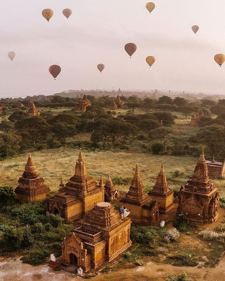 TouristEpic's tweet photo. Bagan Temples, Myanmar🇲🇲

#bagantemples #myanmar #travel #epictouristspots #baganmyanmar #bagantrip #bagansunset #explore #oldbagan #photography #myanmartourism #myanmardiaries #vacation #myanmarphotography #travelmyanmar #holidays #myanmarpeople https://t.co/E5y3eaY9QU