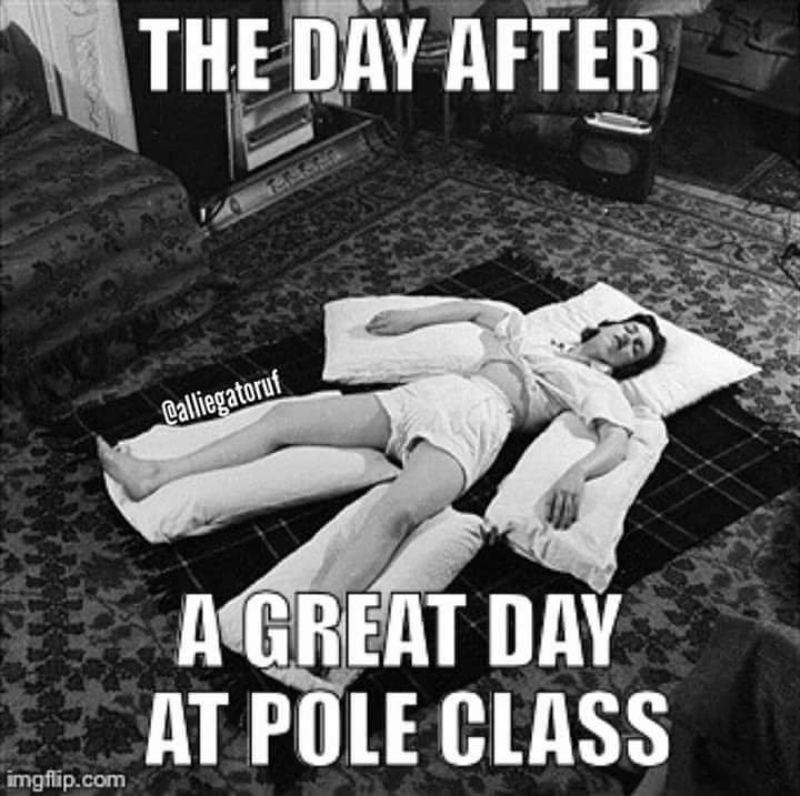 amcham51's tweet photo. Me right now.
#poledance #poledancer #poleinstructor https://t.co/QOxw26NBma