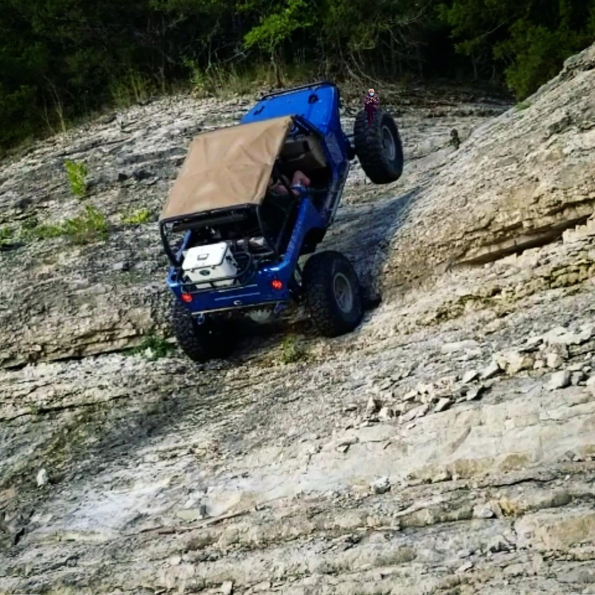 BigSnatchOffrd_'s tweet photo. #WheelsUpSaturday 🤟🏼 ... #grab your mittens 😎
Our #SnatchBabe @jku_inked_girl & @ultra_offroad conquering axle breaker in Disney OK
—————————————————
#bigsnatchoffroad #bsor #jeep #bsorco #gotsnatched #snatchcrew #4x4 #offroadshop #fredricksburg #virginia #localbusiness https://t.co/NklqUOByrE