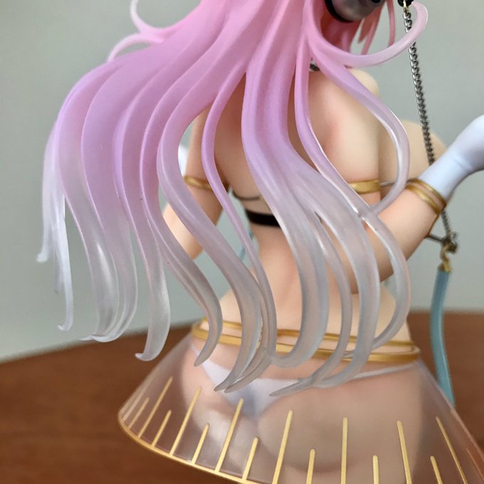 髪は毛先がクリアになっていてとても綺麗です☺️ 