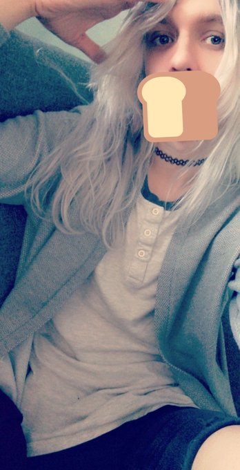 You ever just develop some weird form of tourettes in your early twenties? Pain https://t.co/Rk3sxXa