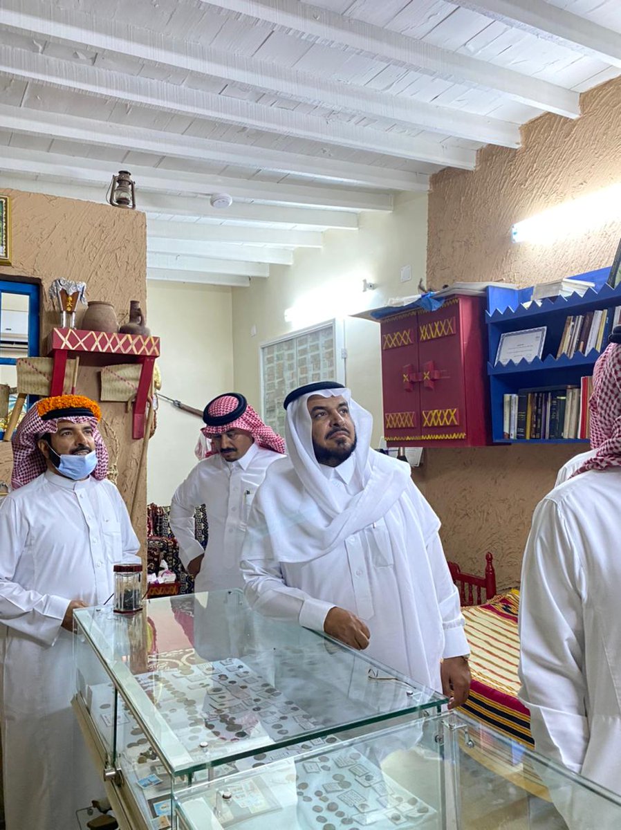 ALGHWANEM's tweet photo. #زيارة_للمتحف
تشرفت اليوم بزيارة سعادة مدير تعليم نجران د.ملفي العتيبي وقاضي إستئناف الشيخ فليحان العتيبي ورئيس مركز الصفاح ومندوب الثقافة بنجران والإعلامي نايف عريشي @naifc_2020 وعدد من مرافقيهم لمتحفي الخاص وذلك للإطلاع والتعرف على مقتنيات المتحف . https://t.co/GkDvbGxe5w