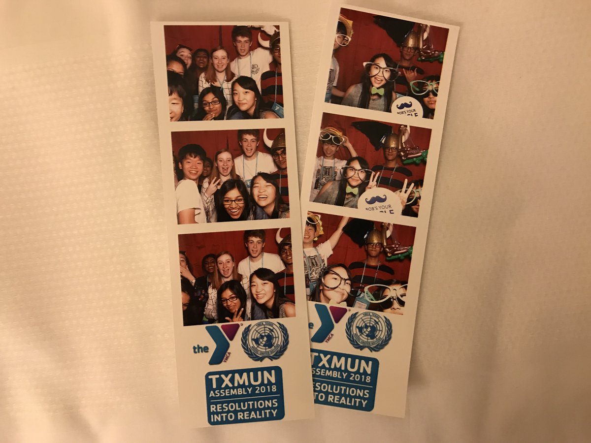 Introducing the Co-chair of UNESCO for MITMUNC XIII!
.
Caitlin Fukumoto is a first year, considering majoring in literature! She has participated in 4 conferences, winning awards at 2. She has spent her autumn going on many picnics and learning about voting rights as an RA.