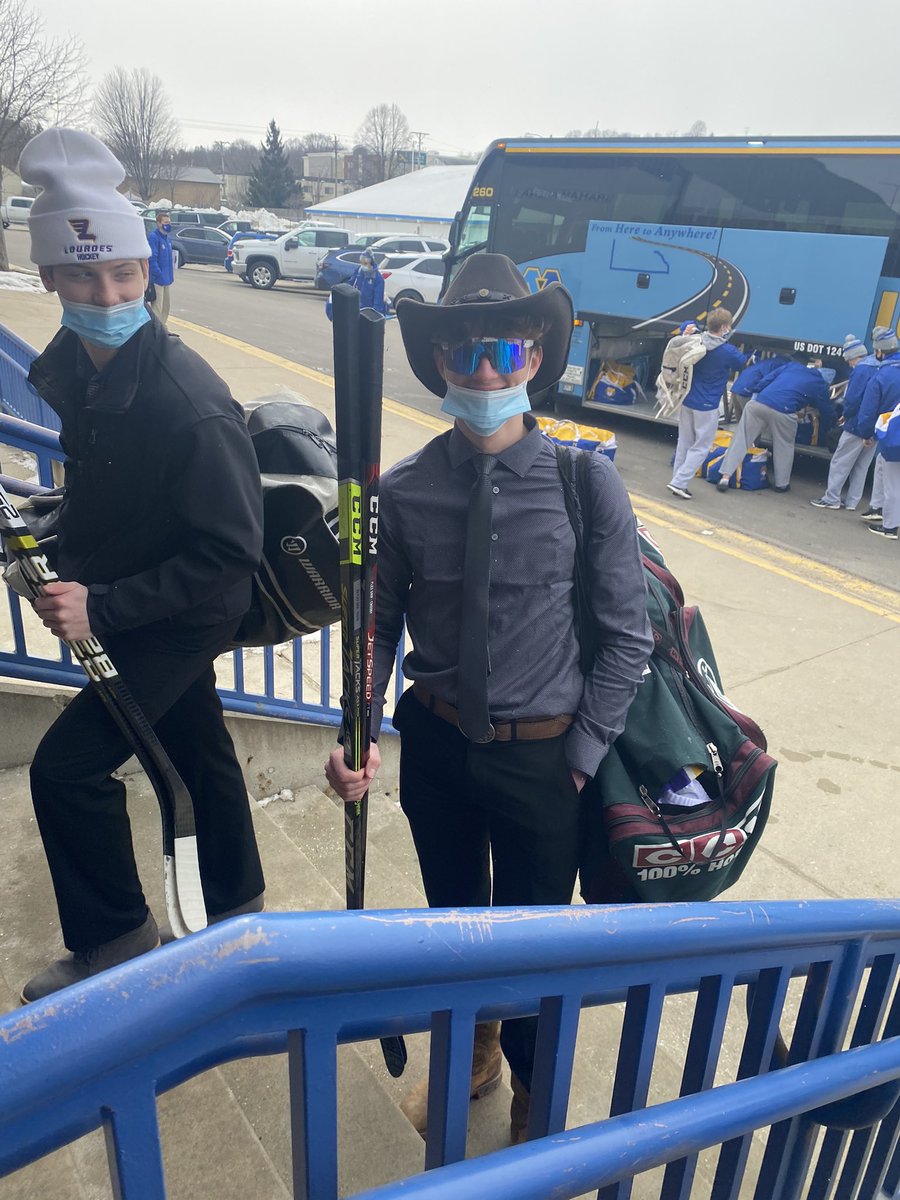 Lourdes with a great win and tremendous TEAM effort, coming back from down 4-2 in the third to win 6-4! Great game by both teams. Xander Carter-Kleven with his first varsity win! <a href="/PBFeldy/">Jason Feldman</a> <a href="/LHSEagles/">LHS Eagles Activities</a> @ZachGKIMT <a href="/MarkPoulose/">Mark Poulose</a> <a href="/FollowThePuck/">FollowThePuck 👻</a>  Storm set the tone with this look.