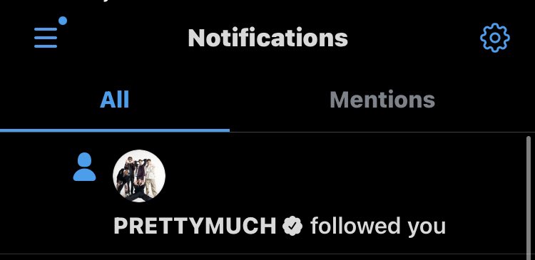 z1onsfav's tweet photo. NOT ME CRYING SNNANABSHABWBWHHWHW #STARSISHERE @PRETTYMUCH I LOVE YOU GUYS SO MUCH SHWBSE https://t.co/uMT1SZVs8Q