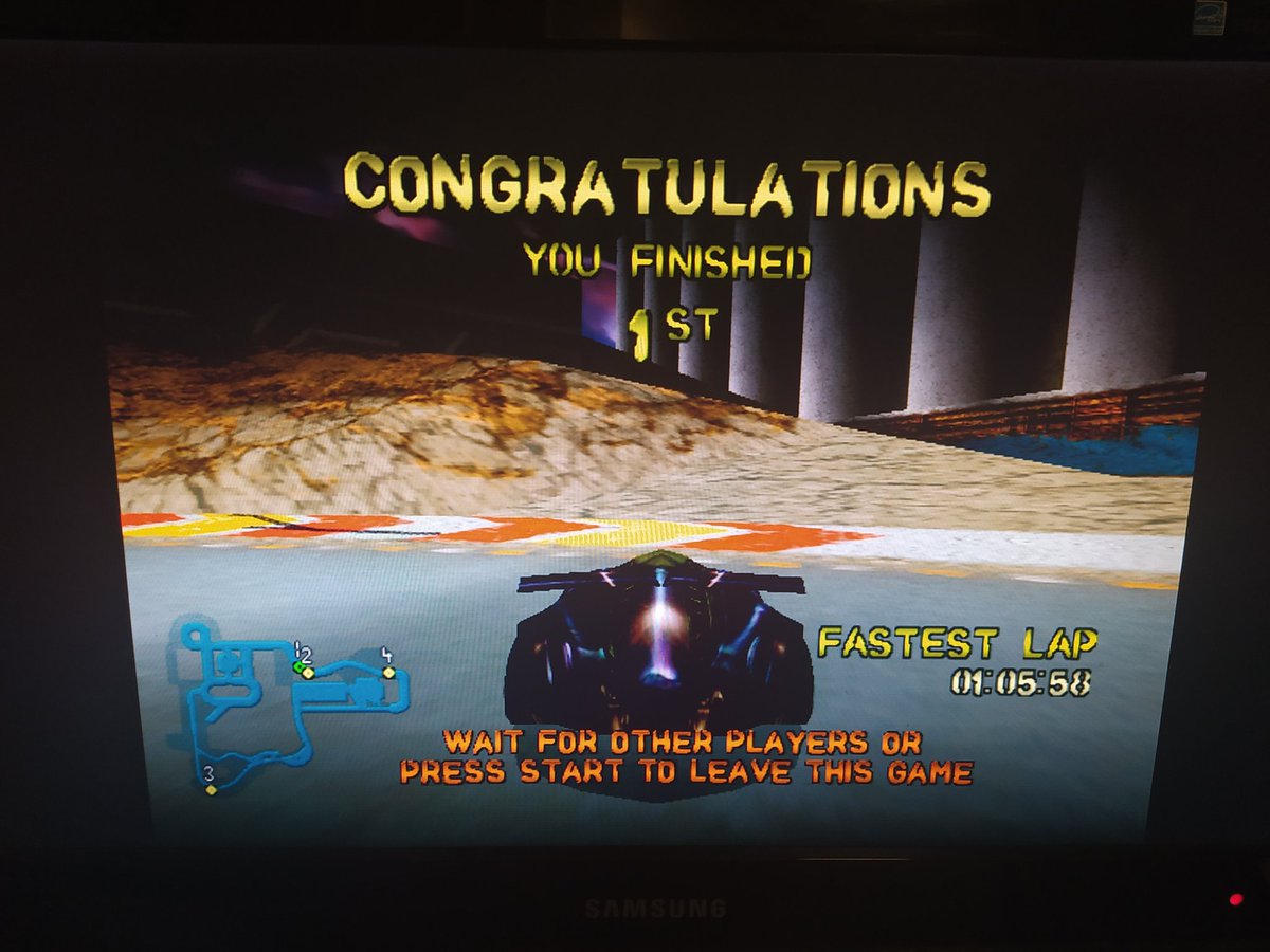 Al_Harlow's tweet photo. Un poco de todo. Victoria, destroza coches y lobby lleno. Noche muy divertida al #POD2 online en #Dreamcast 😁. Esto cada vez va a más 🤩. ¡Os estamos esperando! #DreamcastOnline #SEGA #DCDreamers https://t.co/3cESpNkLrM