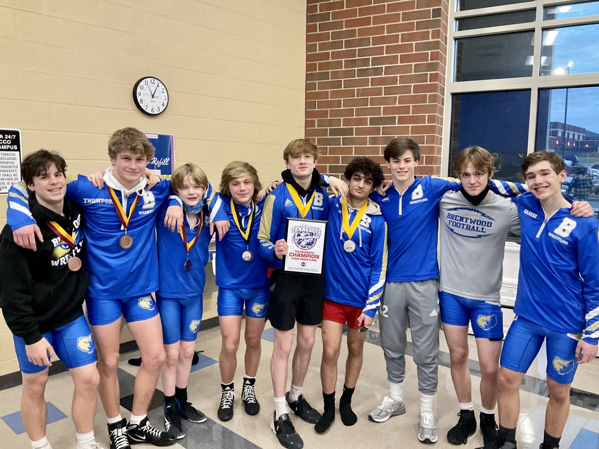 wcsBHSWrestling's tweet photo. Freshman Grand Champions for the 2nd year in a row.  @ClarkVaughn8 Champ, @Arashyazdani16 Champ, Scruggs 3rd, Humble 3rd, Thompson 3rd, Durham 4th. Whelchel, @OwenGraves17, Austin Faulkner. #FutureIsBright #BruinPride #Family https://t.co/ThUVnR6VF7