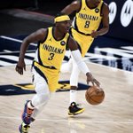 Photo by Justin Holiday (@JustHolla7)