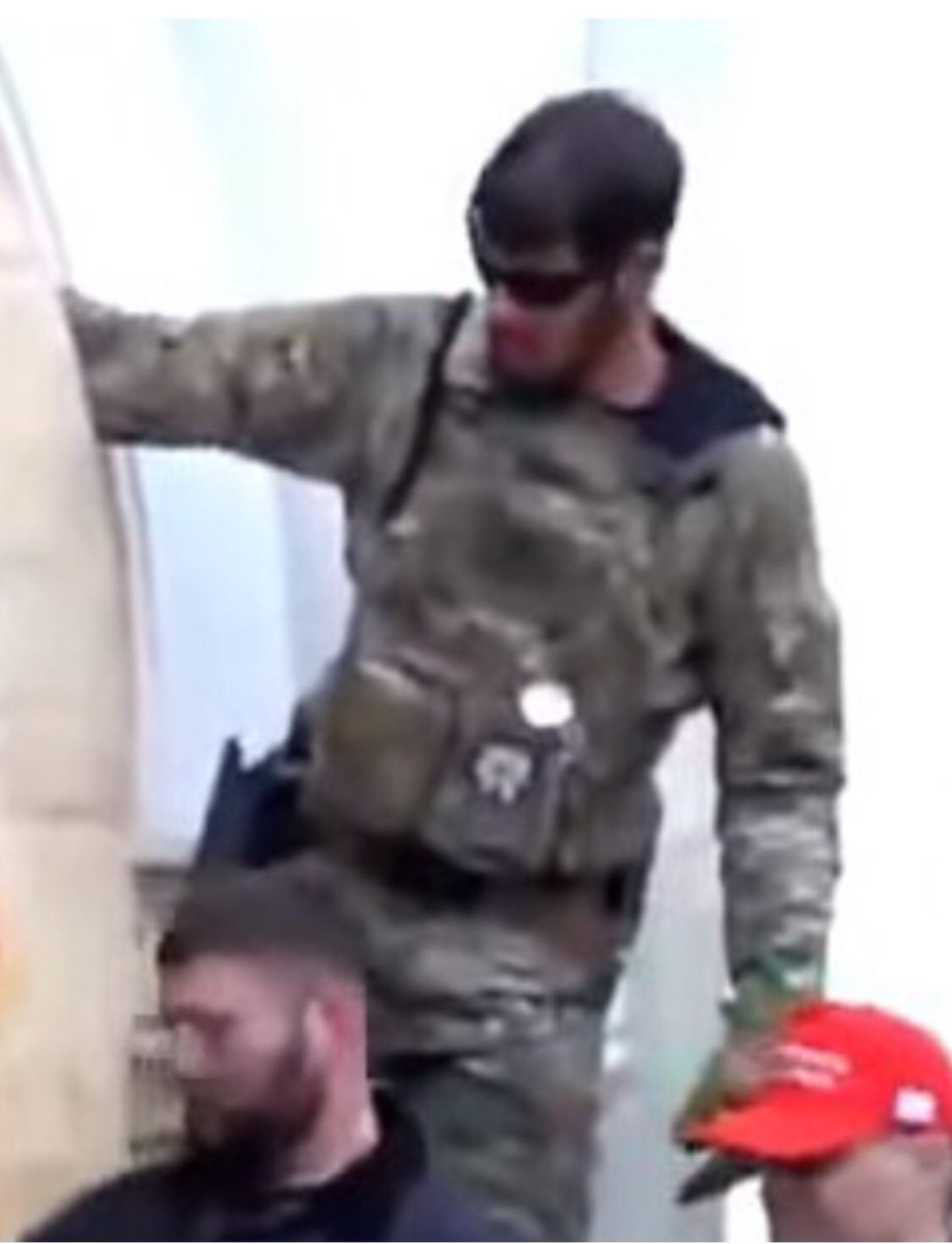 Best guess on the carrier Magnolia is using also came from  @IanGunGamers It appears to be Crye AVS, or a knock off. The back panel may be Crye or Ferro.Can anyone AI enhance these photos so we can take a closer look?