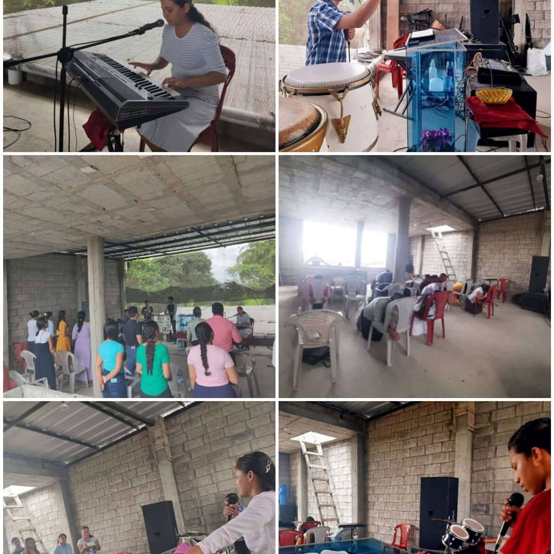 MinisterioCumi's tweet photo. Un día más de ayuno
#MERAPIB #De_mucha_bendicion_fortaleza_gozo_Y_de_Victoria!📖📯
#Salmos 37:25 Joven fui, y he envejecido,
Y no he visto justo desamparado,
Ni su descendencia que mendigue pan.
P.D: A ti te digo, levántate!🔥📢 https://t.co/2KAlu9MUir