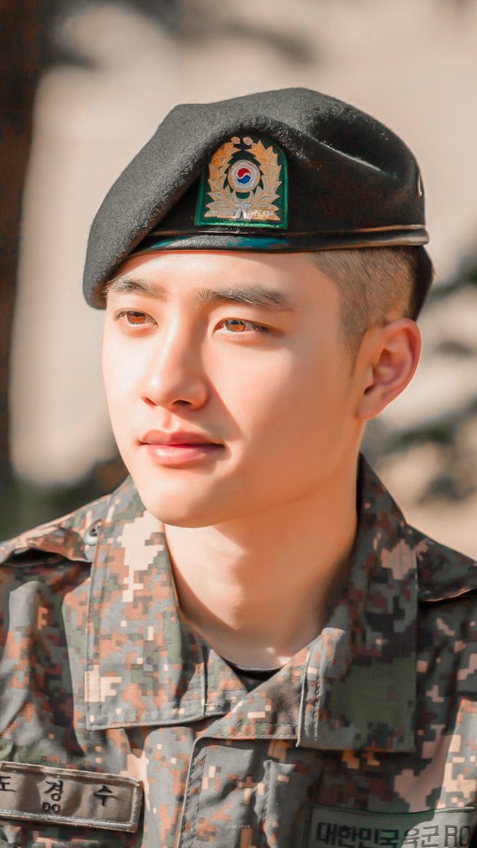 ommaya_exo's tweet photo. Besok manusia kulkasnya EXO alias cimol alias d.o. kyungsoo resmi lepas tugas dari wamil 😭 semoga aja ada fanmeet di vlive kek babang xiumin 🥺
#Kyungsoo #DoKyungsoo @weareoneEXO https://t.co/mRGwlbSypl
