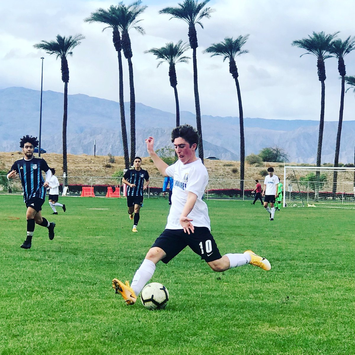 ConnorClaborn's tweet photo. Natives FA Cup in Coachella Valley with Pateadores 02/03 NPL  #GoPats https://t.co/7TD1OQBkpO