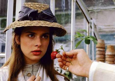 Nielsen堀内 1 24はナスターシャ キンスキーのbirthday 衣裳が麗しいロマン ポランスキー監督 テス をセレクト テスの貧しく しかし美しいが故の波瀾万丈なテスの人生 テス役のナスターシャ キンスキーのしなやかな魔性は確かに人を狂わせて仕舞う