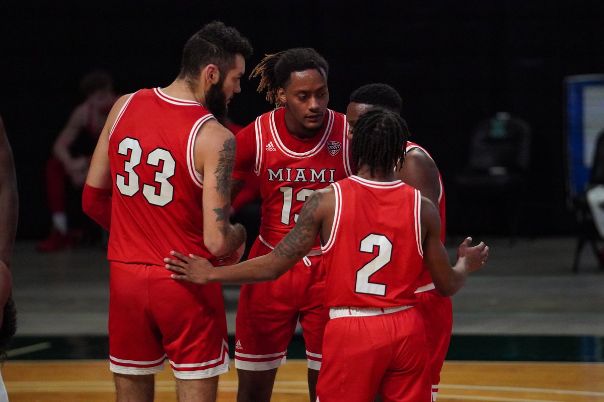 MiamiOH_BBall's tweet photo. 𝟑-𝟎 𝐨𝐧 𝐭𝐡𝐞 𝐰𝐞𝐞𝐤.🙌🙌🙌

#RiseUpRedHawks https://t.co/VcoTKxagcQ