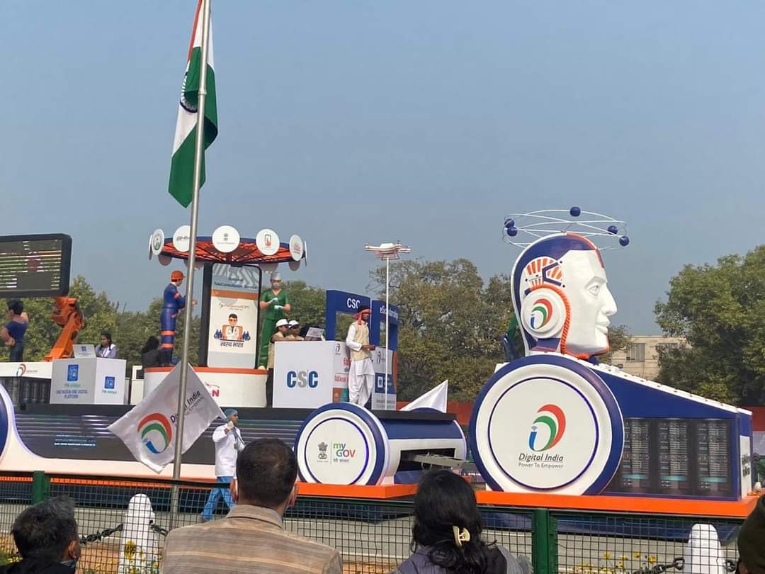 ojha2013's tweet photo. Proud moment for #CSC #PROUDMOMENTFORCSC
Congratulations to all the #VLE for reaching this position of CSC.
@CSCegov_ @rsprasad @GoI_MeitY @dintya15 @sanjaykrakesh @CSCUttarPradesh https://t.co/PDx2cEvLGT