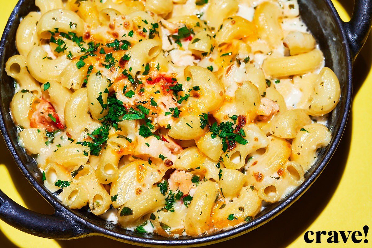 Sheesh! Check out the new <a href="/order_crave/">Crave Delivery</a> app while I’m back in Boise! So many great restaurants to choose from that can be delivered directly to me! Will be great for the games tomorrow! Click the link &amp; use promo code BSUALUMNI30 for 30% off your order!!
👉🏽apps.apple.com/us/app/crave-d…