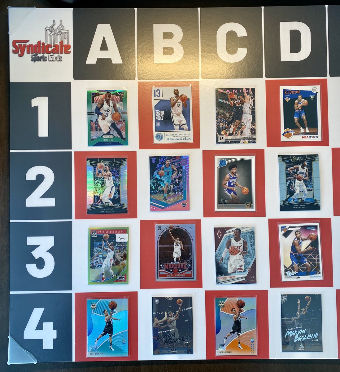 SyndicateStax's tweet photo. Lot 50

$1.50 each! 💥

•Mikal + Miles Pink Chronicles Variations

•Donte Status Blue and Orange

#SyndicateStackSale

@HobbyConnector https://t.co/l6XfKAkw6I