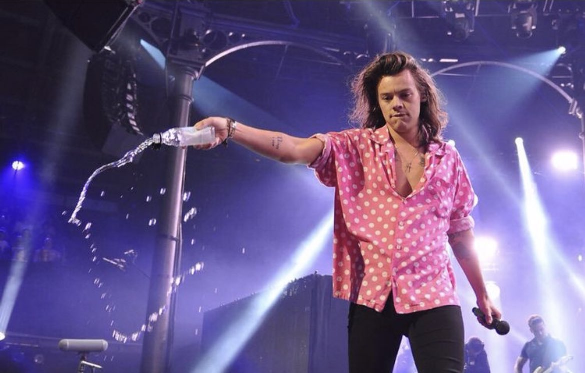 ₊˚.༄ every picture of harry styles in THAT polka dot shirt; a thread