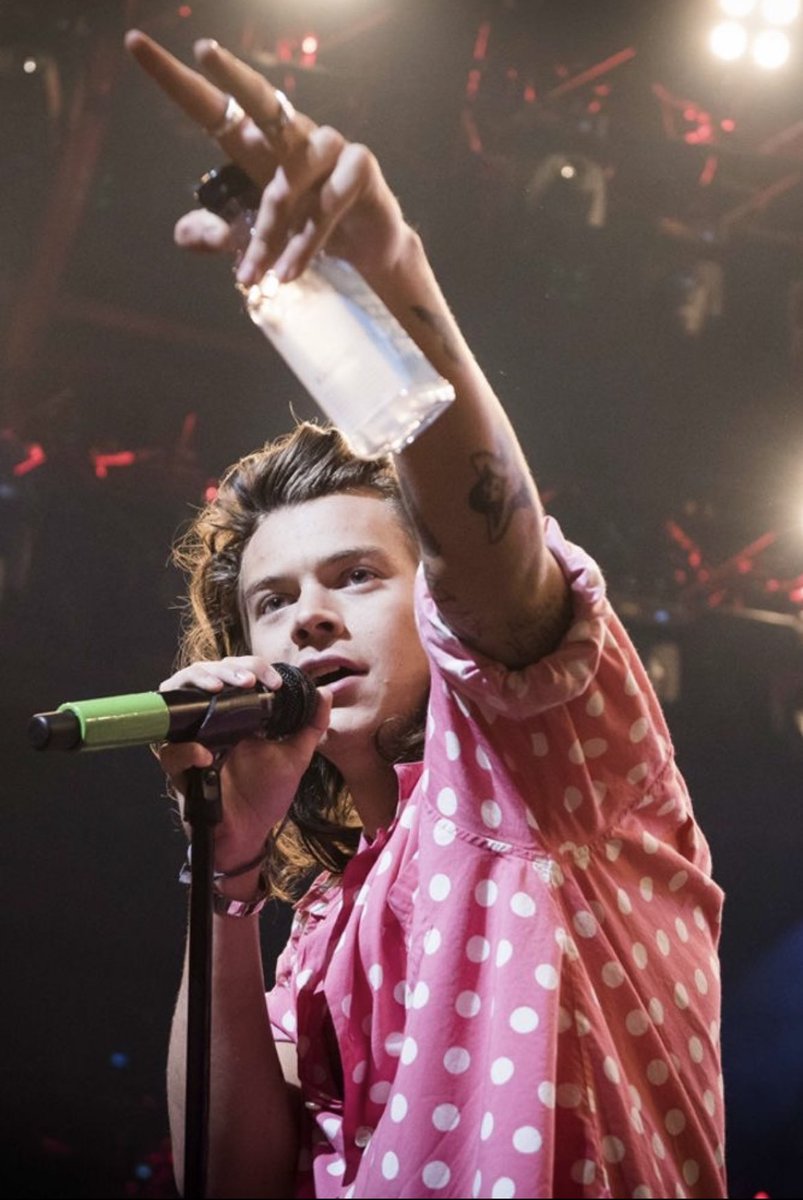 ₊˚.༄ every picture of harry styles in THAT polka dot shirt; a thread