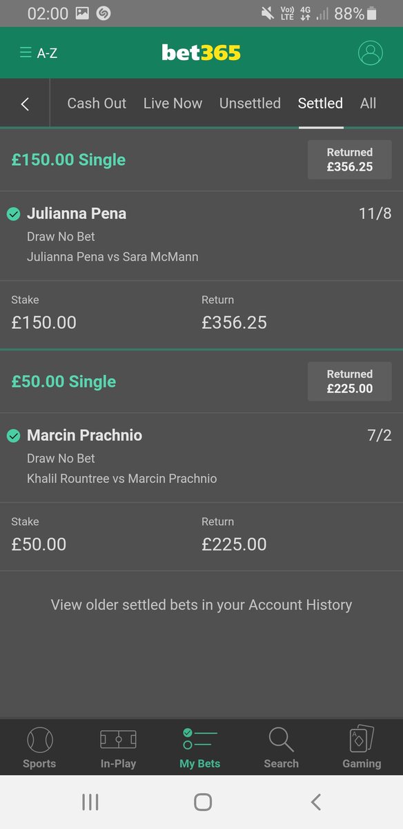 insideinfo_'s tweet photo. 2nd fight in and another unbelievable read by @ProMMABetting #UFC257 #FreeMoney #bookiebashing https://t.co/woIqEvI1V0