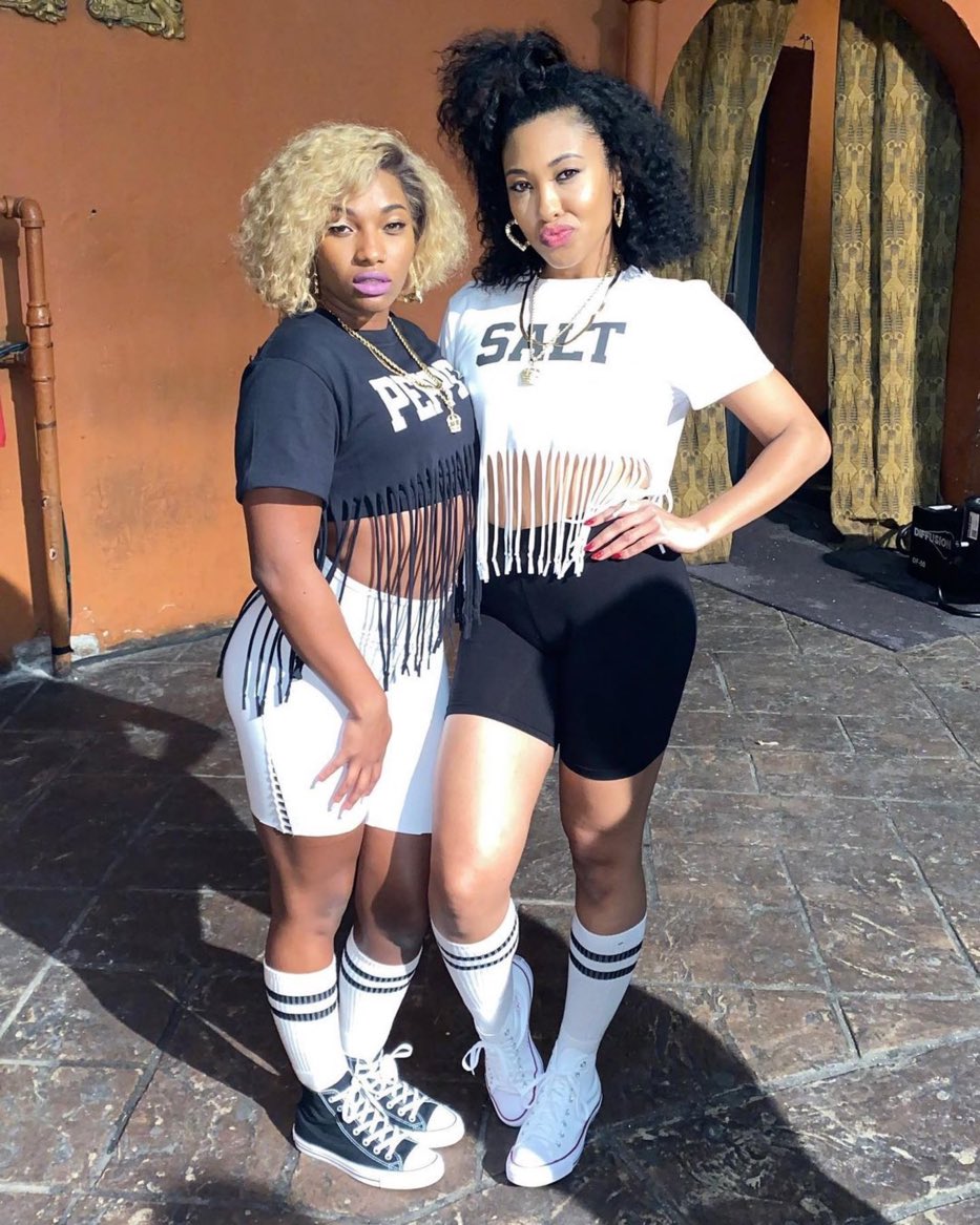 RaeHolliday's tweet image. The fake Salt N Pepa were played by Cheryl and Sandy’s REAL DAUGHTERS! That’s 🔥🔥 #SaltNPepaMovie