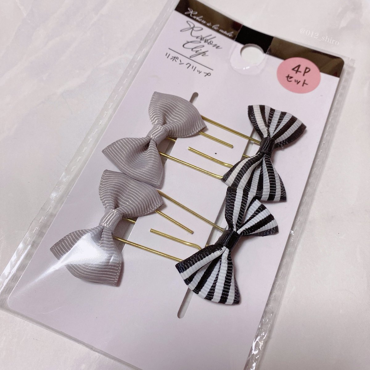 Twitter पर 白 100均 セリア で可愛いリボンクリップを購入 立体的で目立つから 本のしおり代わりに使っても便利だった