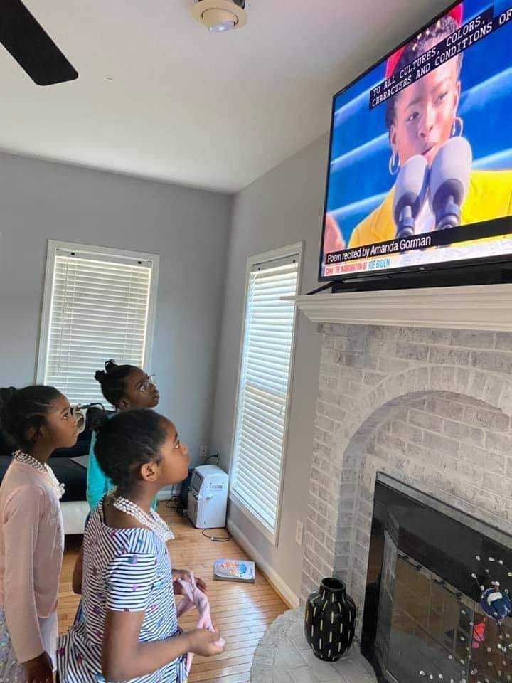 Quienes creen que la representación no es importante, son aquellos que siempre han estado representados y han tenido referentes positivos con quienes identificarse.