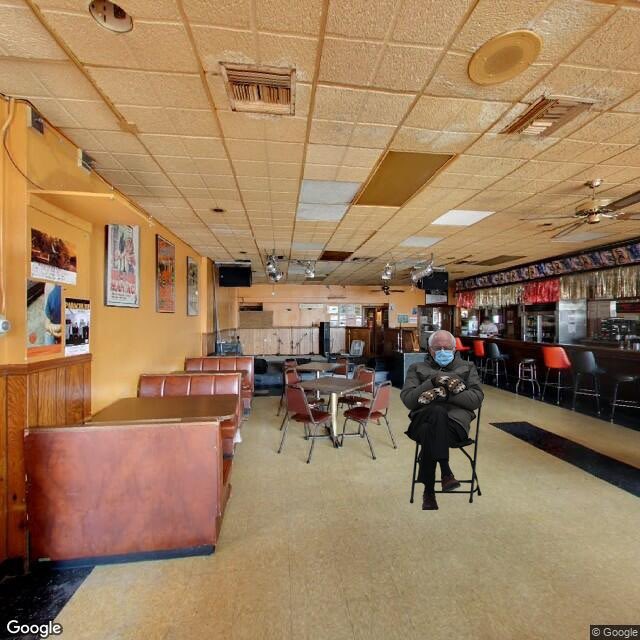 Bernie <a href="/BeachlandCLE/">Beachland Ballroom and Tavern</a> #BernieSits #berniemittens #thisiscle