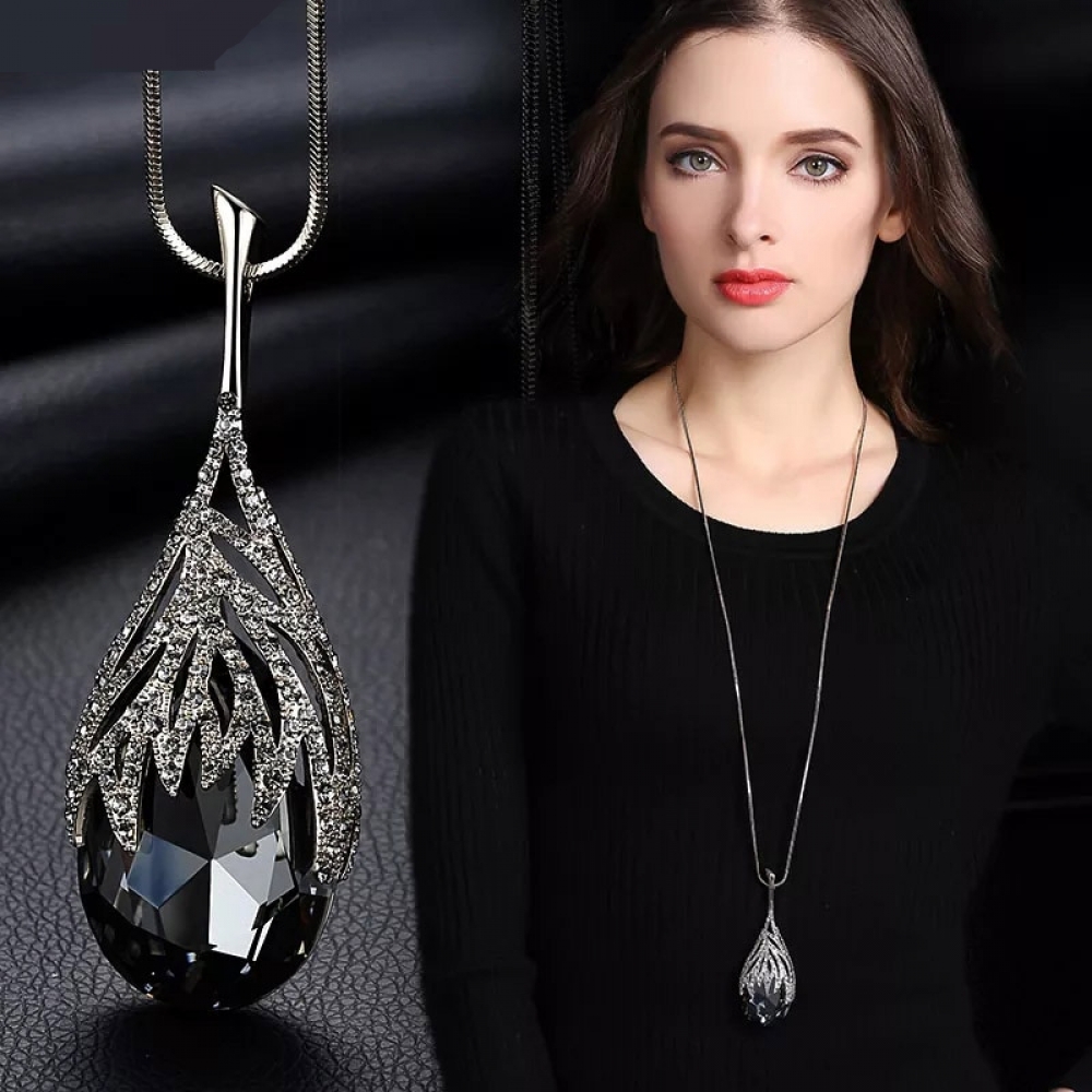 GlixStyle's tweet photo. Waterdrop Shaped Big Pendant Necklace https://t.co/mD30xJOmhm
#WomenFashion #onlineshopping #freeshipping #womenclothing #sexydress #partydress #partydress #onlineshopping #onlineshop #onlinestore #womenstrend #canadafashiontrends https://t.co/8Viwj40glF