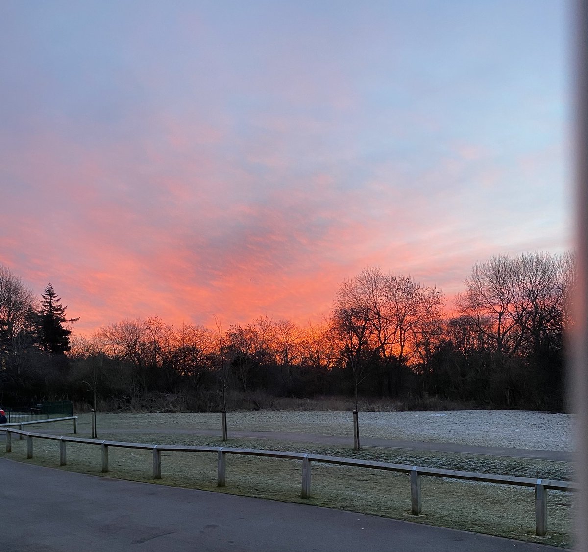 FitnesSovereign's tweet photo. Waking up to beautiful scenes this morning. Don’t think the shepherds will be too happy though. 

#NorthYorkshire #GoodMorningTwitterWorld #SundayThoughts #hope #redskyinmorming #sheperdswarning https://t.co/P4rGMi2bTG