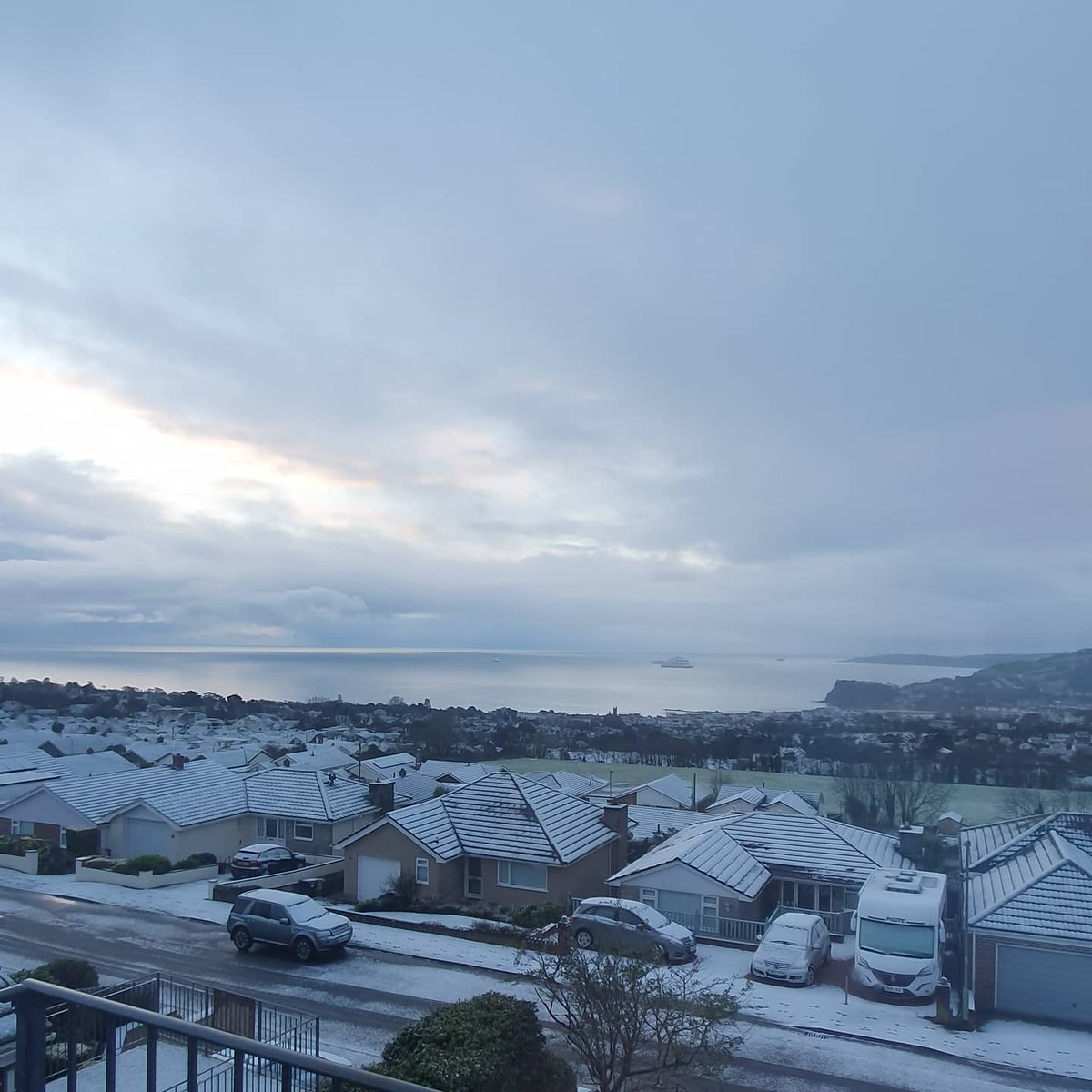 ZoeGask_'s tweet photo. A little bit of snow ❄ #devon https://t.co/cSHEyGZp3A