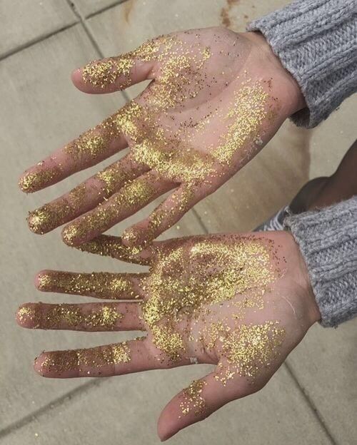 POV: You touch World wide handsome Kim Seokjin- A short thread