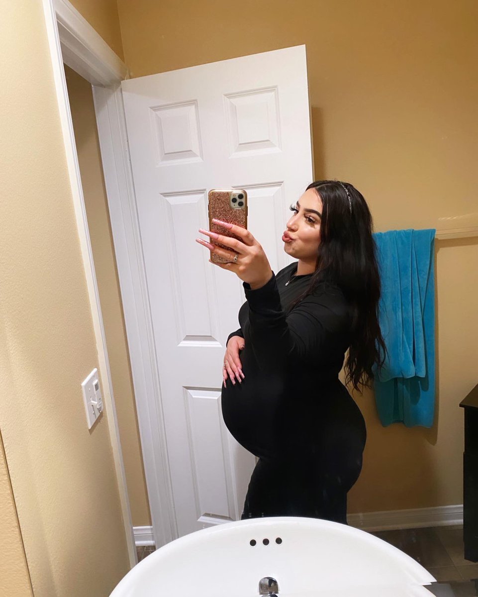 26Stephaniee's tweet image. 8 months 💙👶🏻✨ #7weeksleft