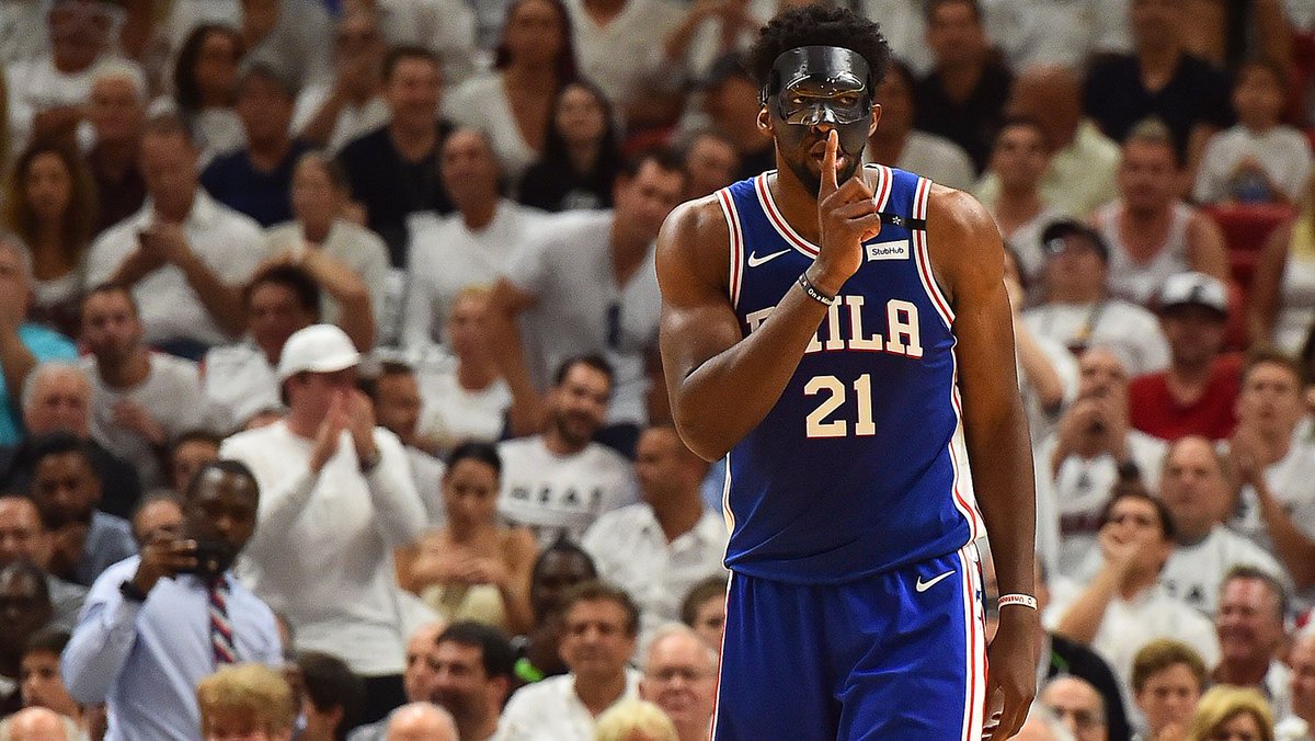 Joel Embiid updated season stats:

29.0 PPG
11.5 REB
2.8 AST
1.2 STL
1.5 BLK

EMVPIID #TheProcess