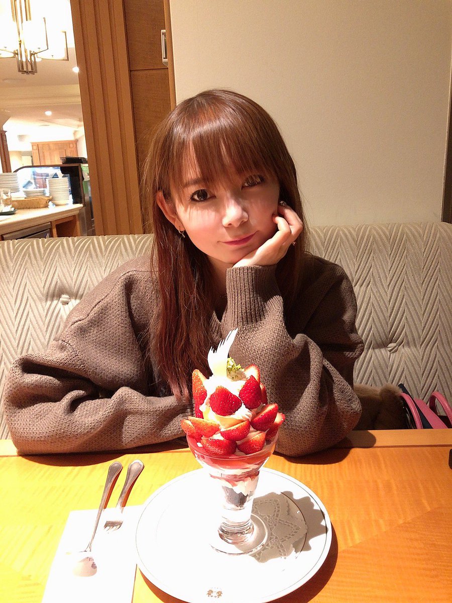 しぶとい中川翔子 On Twitter 寒い 雨 雪 真冬 だから今夜はオンラインライブでいっしょにあったまろう オリジナル曲 アニソン 歌謡曲 レア曲 生演奏で歌いまくるよ おうちから繋がるいっしょに チケット2500円まだまだ間に合います
