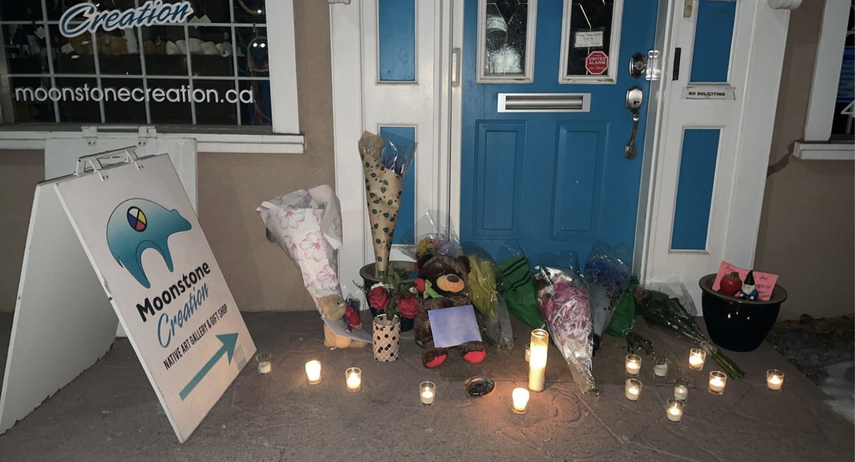 LowaBeebe's tweet photo. We gathered at Moonstone Creation &amp; held a small vigil in Amy’s memory. We prayed, shared stories and memories of Amy. We continue to pray for her family. This is a great loss for the Calgary community, artists &amp; friends. She was a sister &amp; friend to many #FlyHigh #Artist #Sister https://t.co/Renc8ff78d
