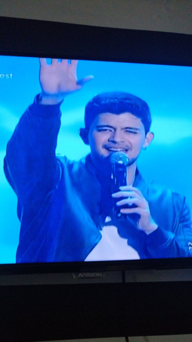 imtheone_rc's tweet photo. @RAYVERCRUZ20  performance grabe concert feels. Thank you AOS #AOSPinoyFest https://t.co/fBBVR81Gt0