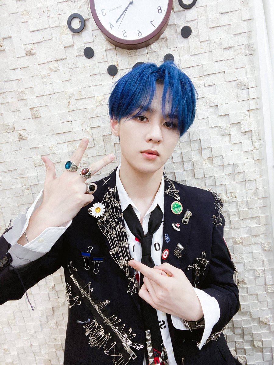 Kun with blue hair a very important thread 