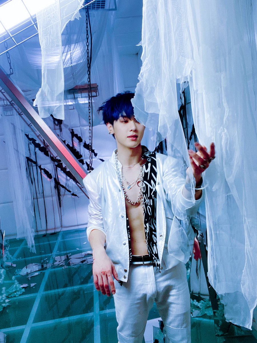 Kun with blue hair a very important thread 